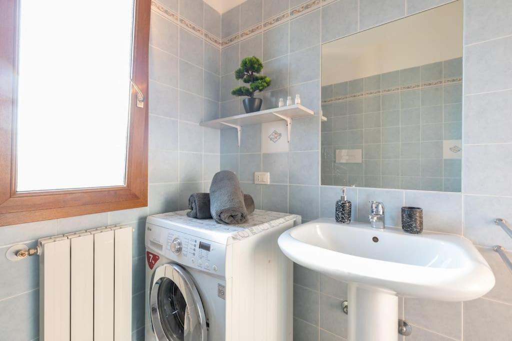 Charming House -10 Min Walk To The Center-