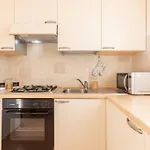Charming House -10 Min Walk To The Center-